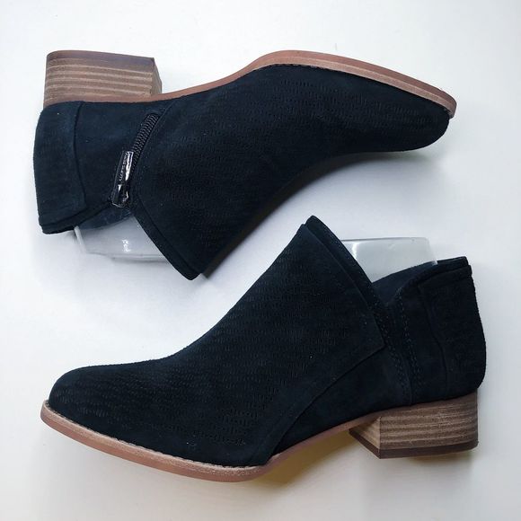 vince camuto clorieea